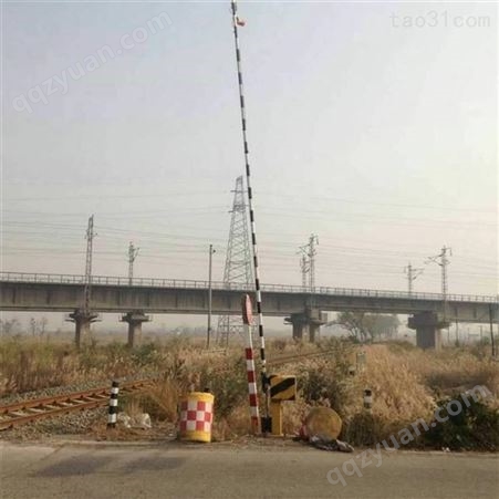 铁路道口栏木机 择众12米遥控双臂栏杆 铝合金栅栏